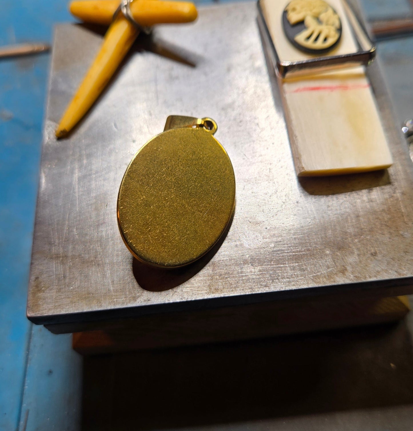 Gold-Plated Raven Cameo Pendant